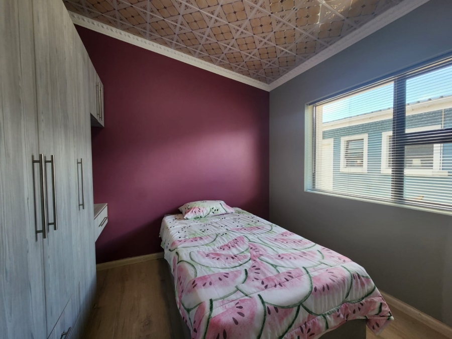 3 Bedroom Property for Sale in Pacaltsdorp Western Cape